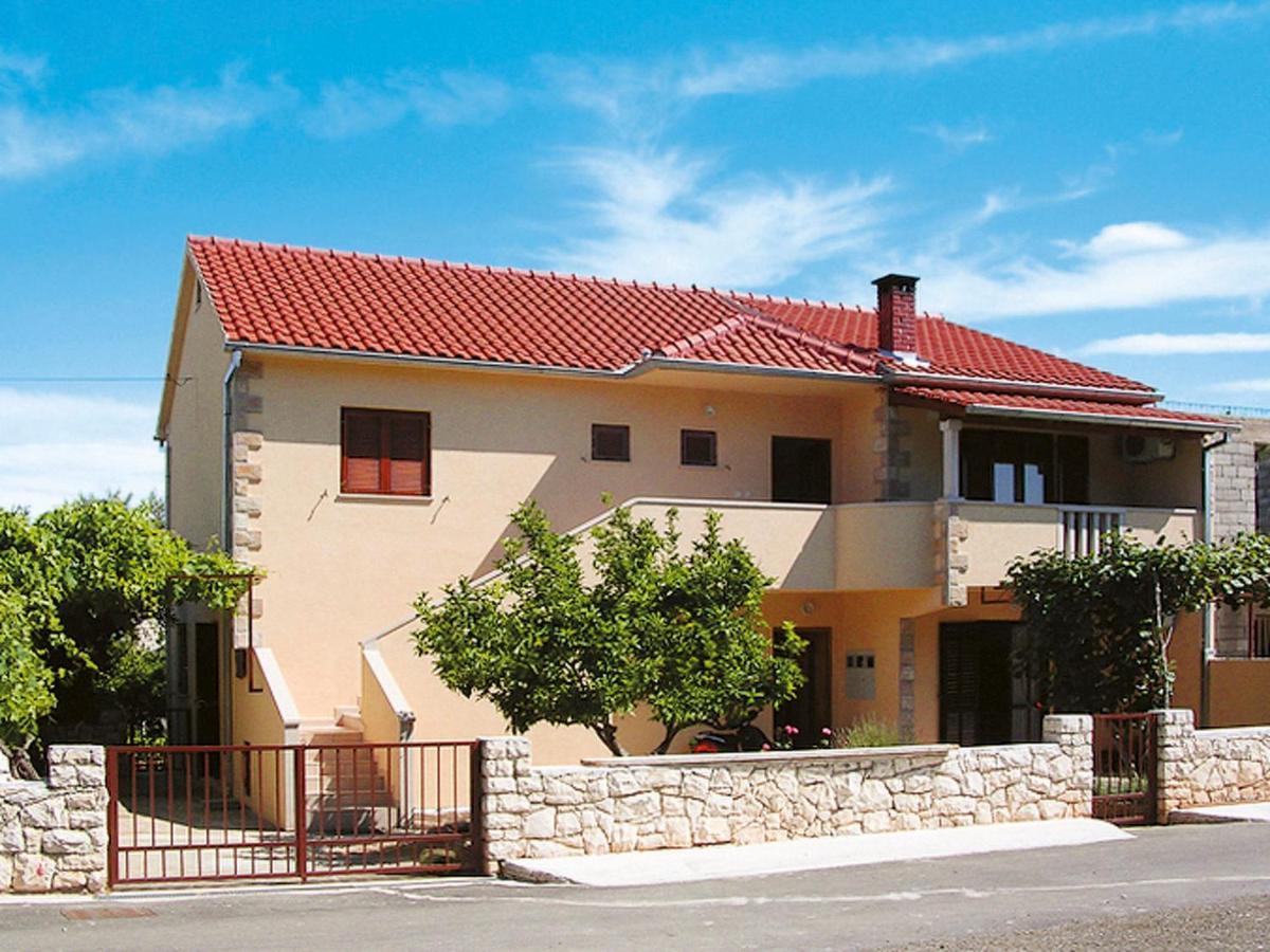 Apartment Mira By Interhome Mirce Εξωτερικό φωτογραφία